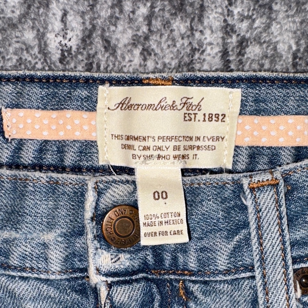 Vintage Y2K Abercrombie & Fitch Denim Mini Skirt - Pristine Condition - Picture 3 of 5
